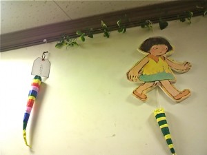 201105013 畑でとれたてのとかげのしっぽです